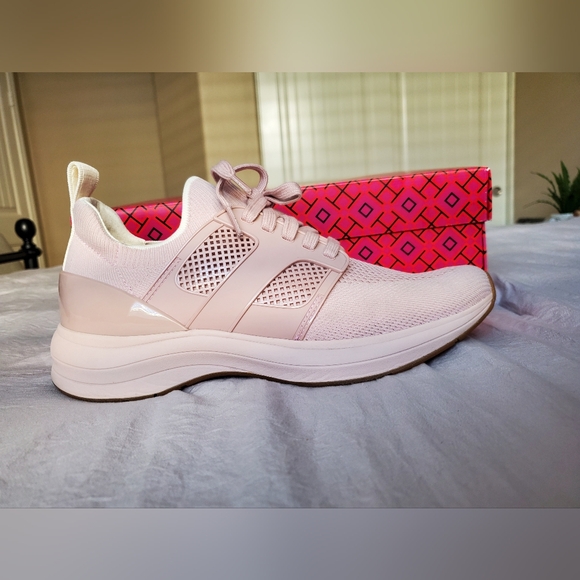 🎀 Tory Burch T Sock Runner Sneaker Size 10🎀 - Picture 3 of 7